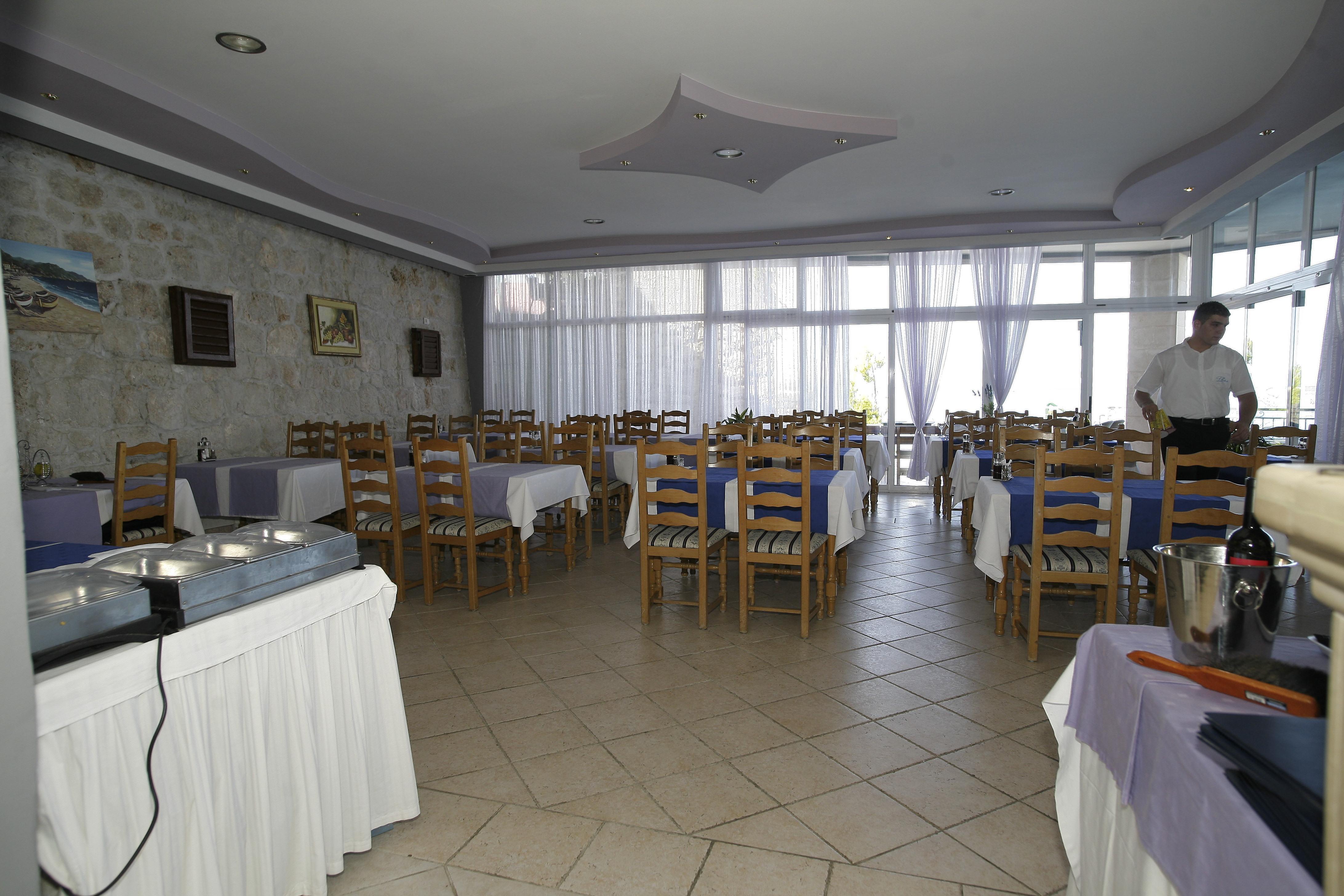 Beach Hotel Драшнице Экстерьер фото