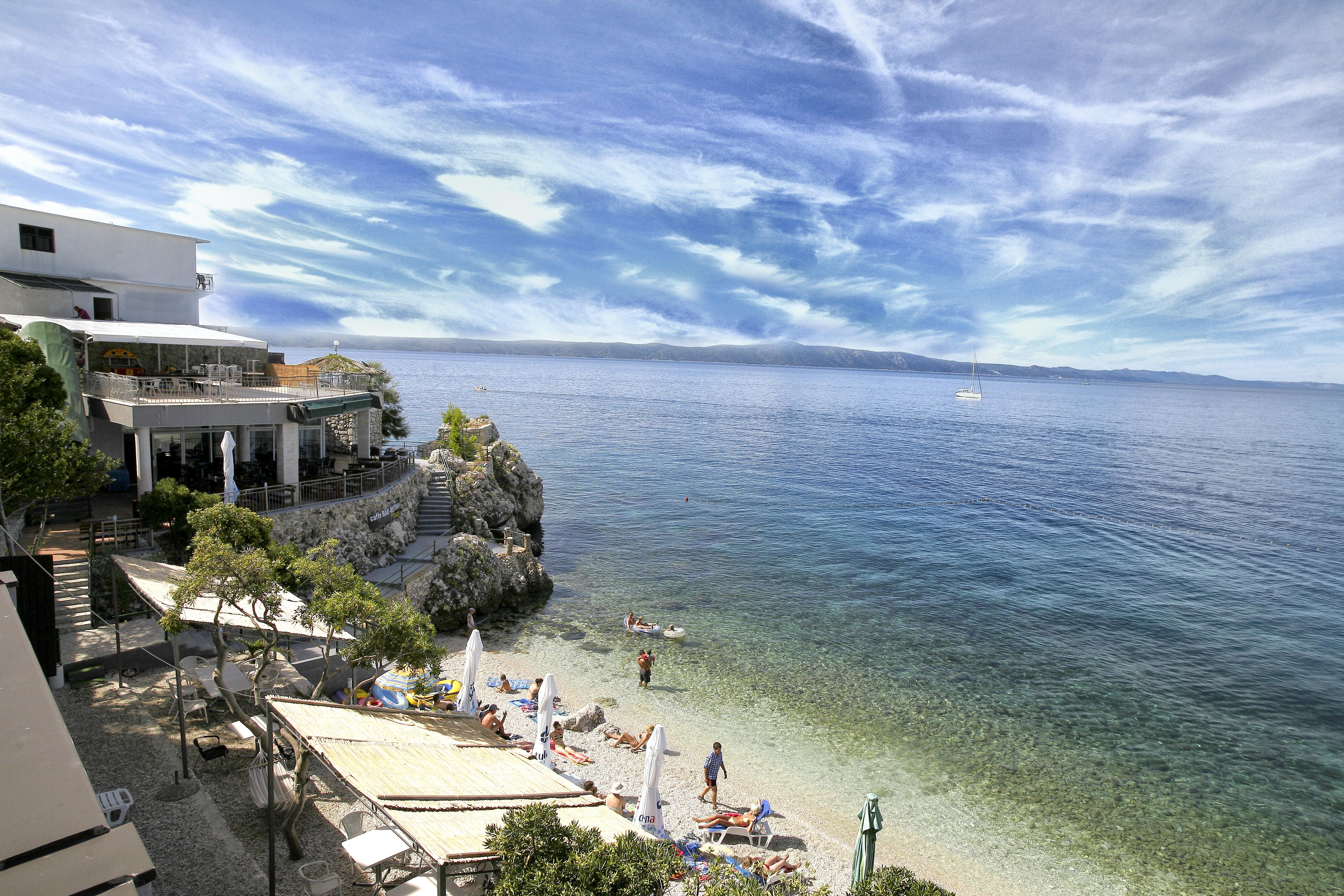 Beach Hotel Драшнице Экстерьер фото