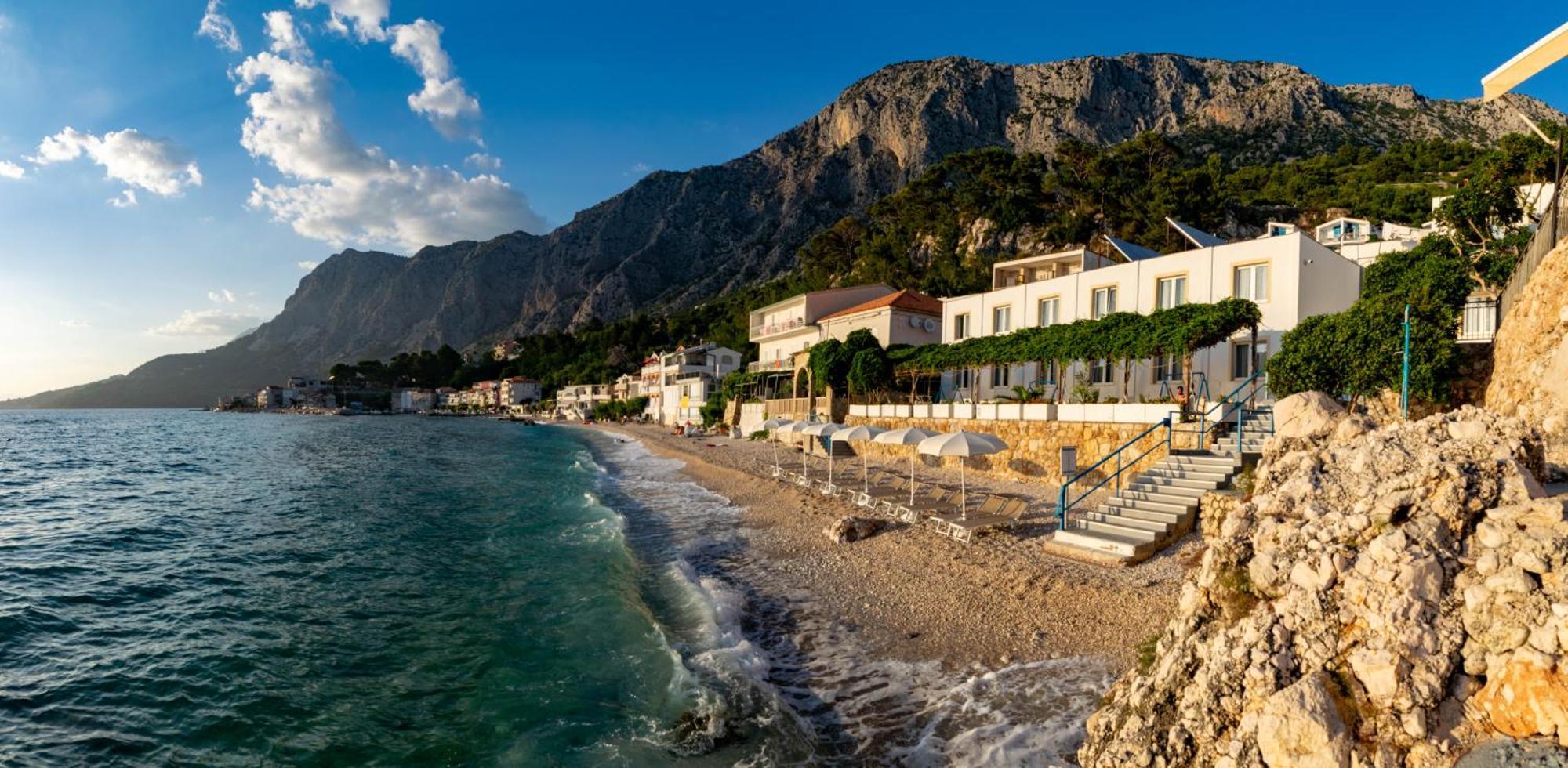 Beach Hotel Драшнице Экстерьер фото
