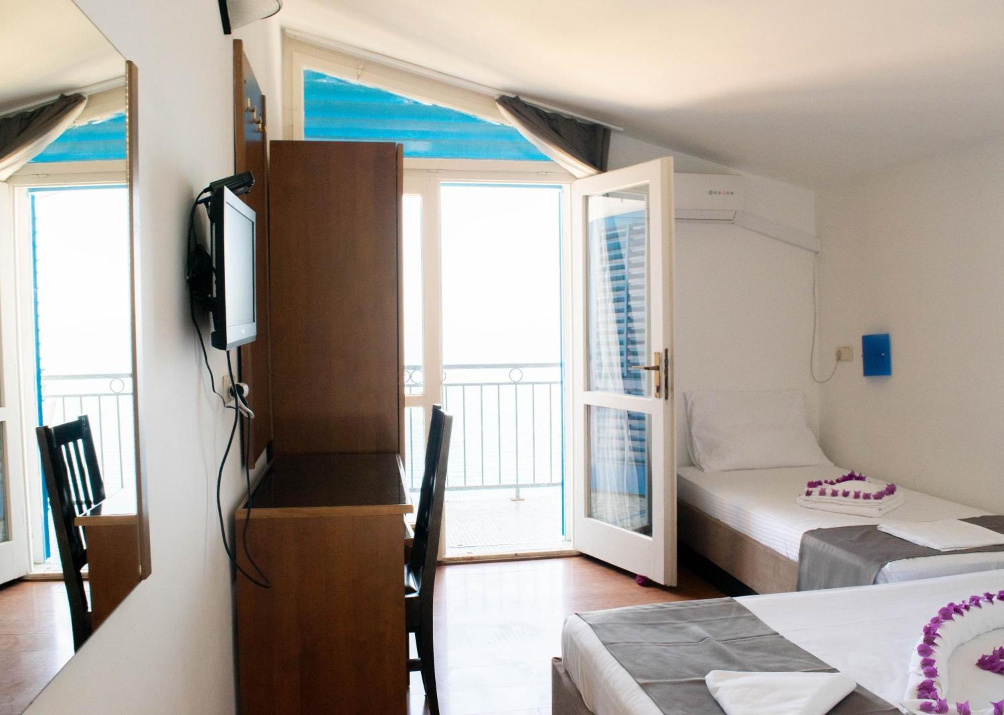 Beach Hotel Драшнице Экстерьер фото
