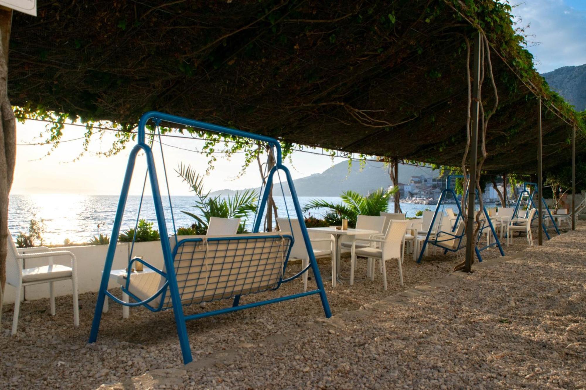 Beach Hotel Драшнице Экстерьер фото